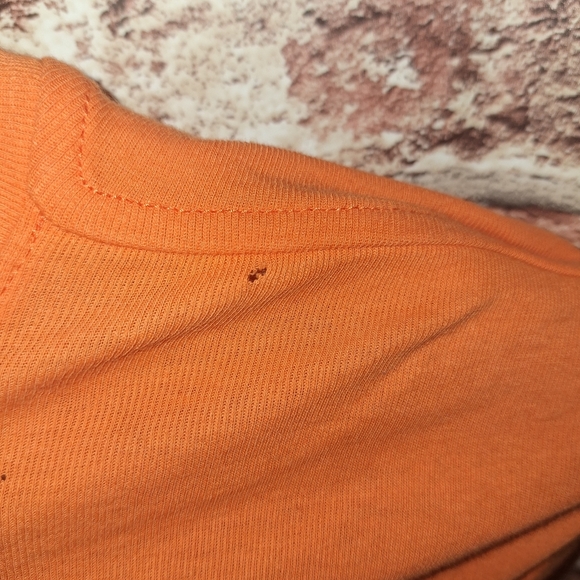 FRAME Rolled Muscle Shirt in Color Orange Crush 🍊 - Picture 8 of 16